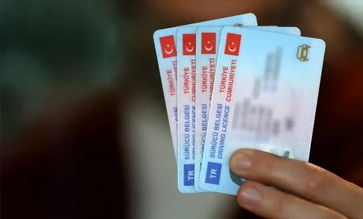 Eski tip ehliyeti olan dikkat: Sigortada hak kaybı yaşayabilirsiniz
