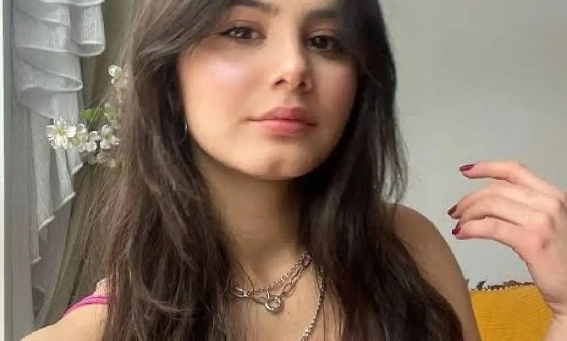 Helin Kandemir Kimdir? Kaç Yaşında, Aslen Nereli? Helin Kandemir Hangi Dizilerde Rol Aldı? Kariyer Hayatı ve Aldığı Ödüller