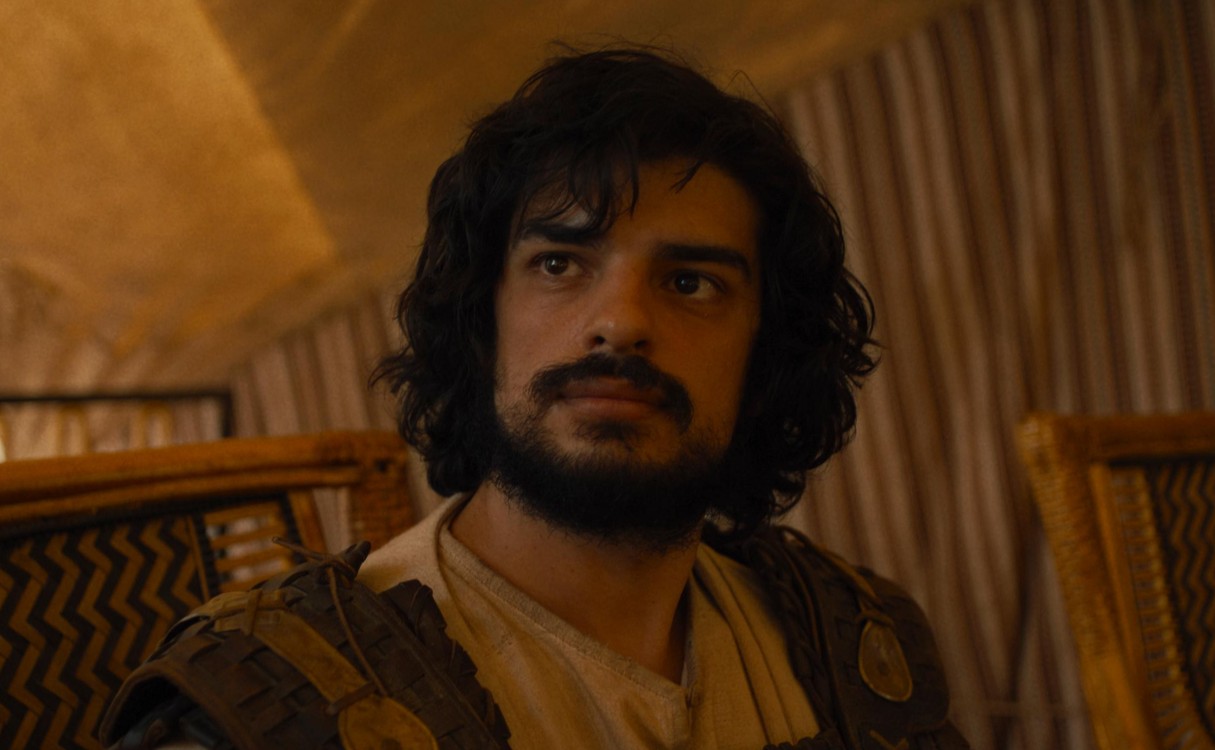 Ethan Kai Kimdir
