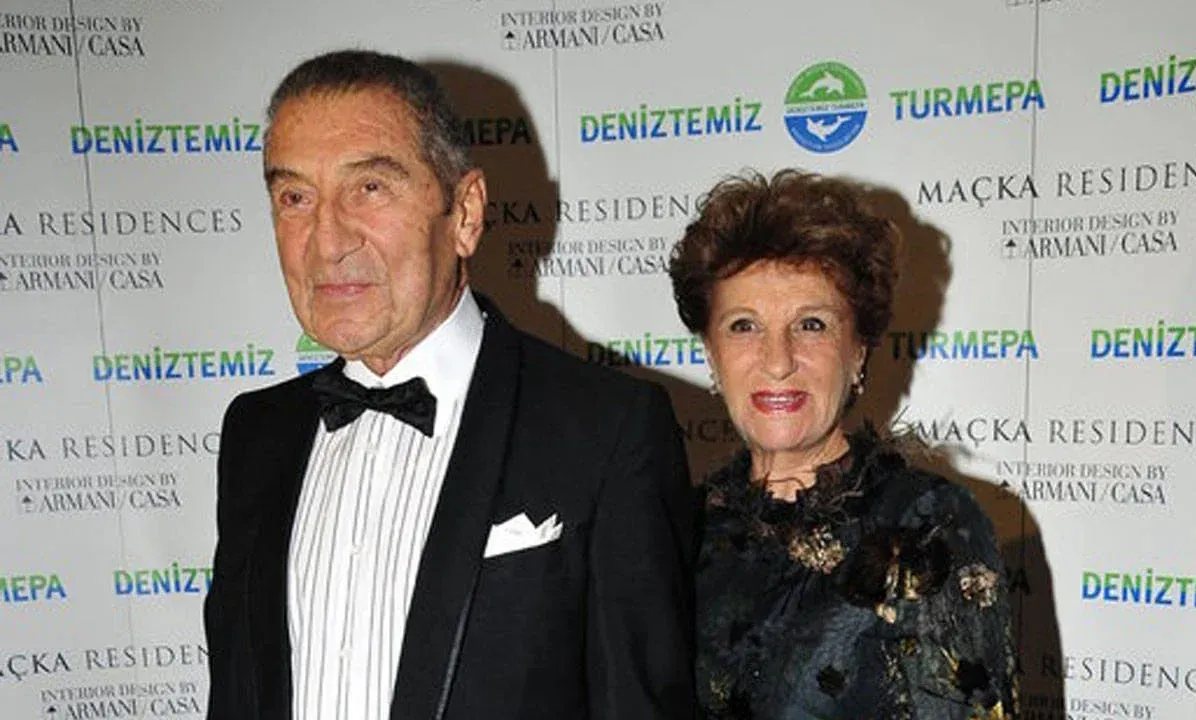 Osman Boyner Eşi ve Çocukları (Serveti)