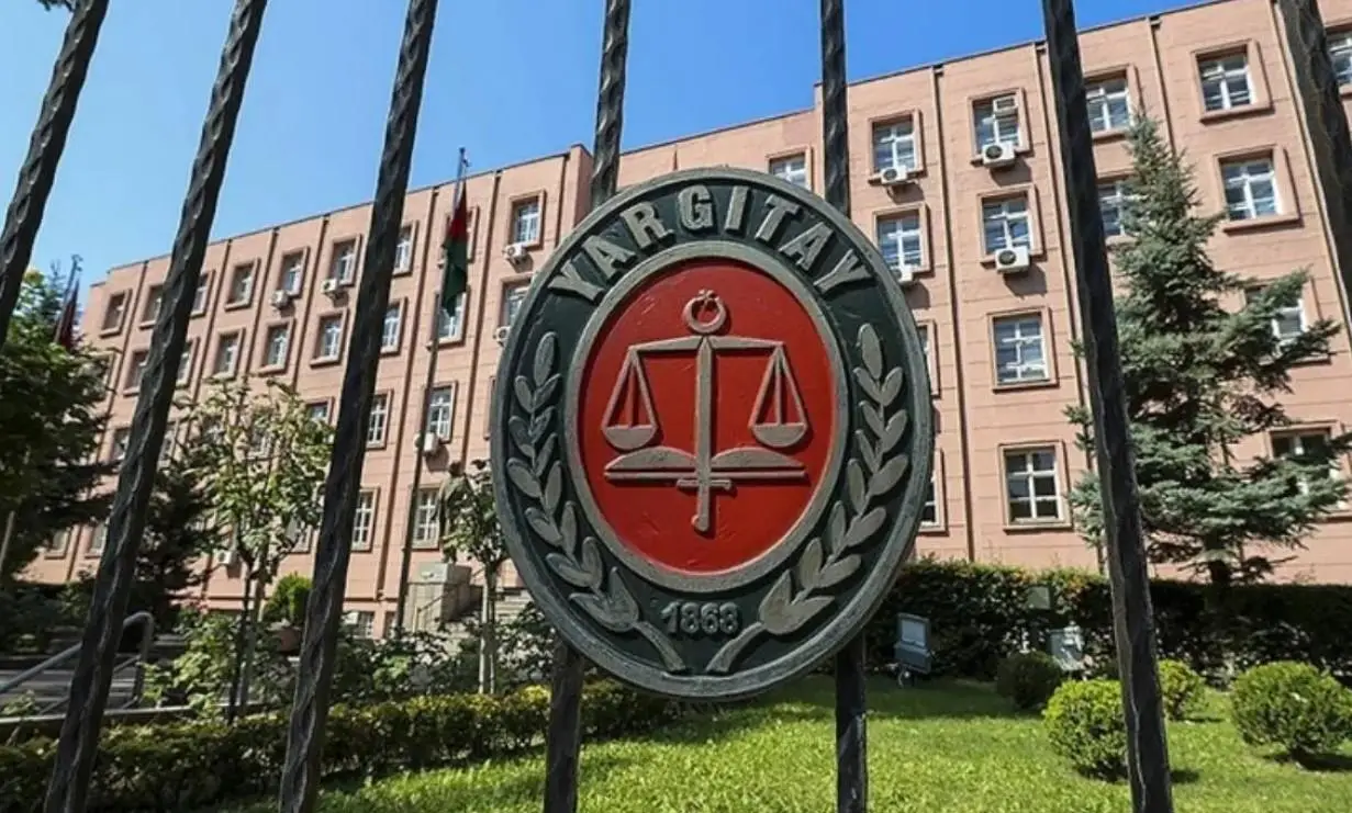 Kiracı Evden Çıkmayı Reddetti: Yargıtay’dan Önemli Tahliye Kararı