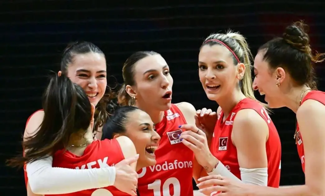 Türkiye - Brezilya Voleybol Karşılaşması Hangi Kanalda ve Ne Zaman İzlenebilecek? Filenin Sultanları’nın Milletler Ligi Programı