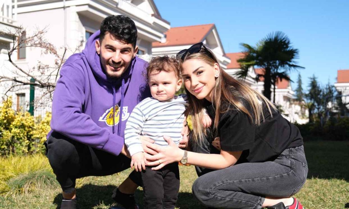 Uğurcan Çakır ve eşi