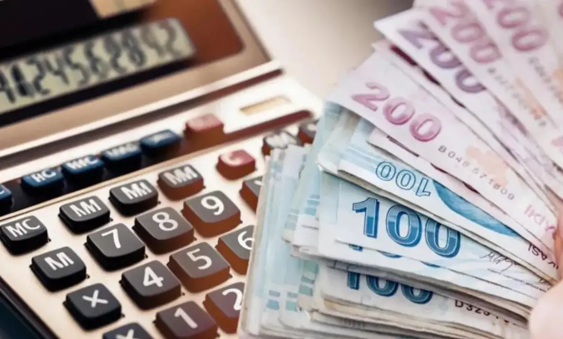 İhtiyaç Kredisi Faiz Oranları Yenilendi! 60 Bin TL Çekersem Ne Kadar Geri Öderim? Ziraat Bankası, Garanti, Halkbank ve İş Bankası Taksit Detayları