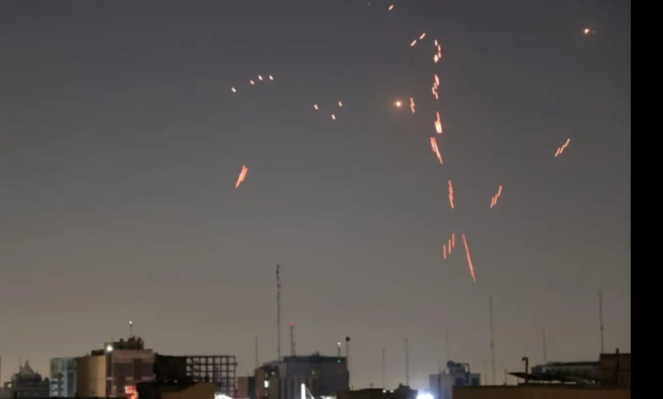 Mossad, İran’a İçeriden Saldırmak İçin Drone Parçalarını Nasıl Kaçırdı?
