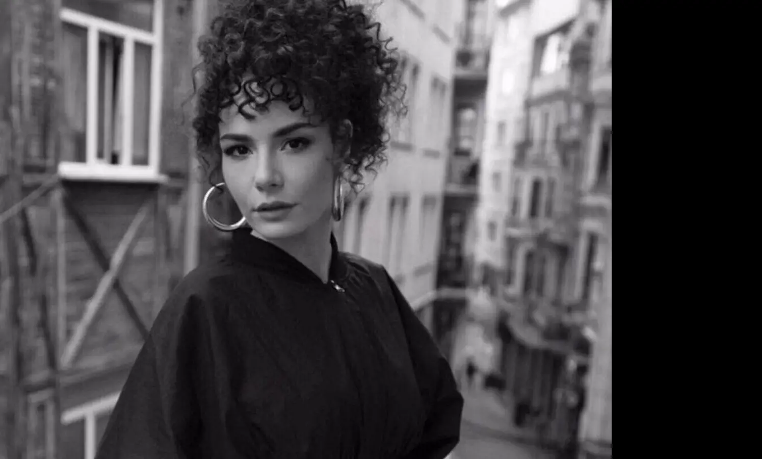 Açelya Devrim Yılhan kimdir, kaç yaşında? Dizileri, filmleri, aslen nereli, evli mi, eşi kim?