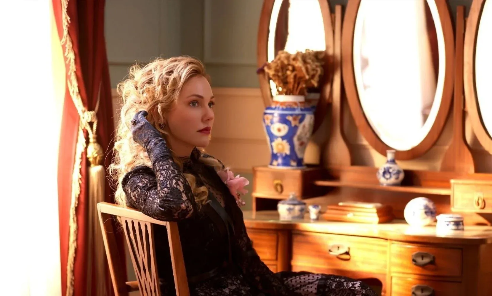 Ailesi Rozali Kim Oynuyor, Meryem Uzerli Kaç Yaşında Aslen Nereli ve Hayatı