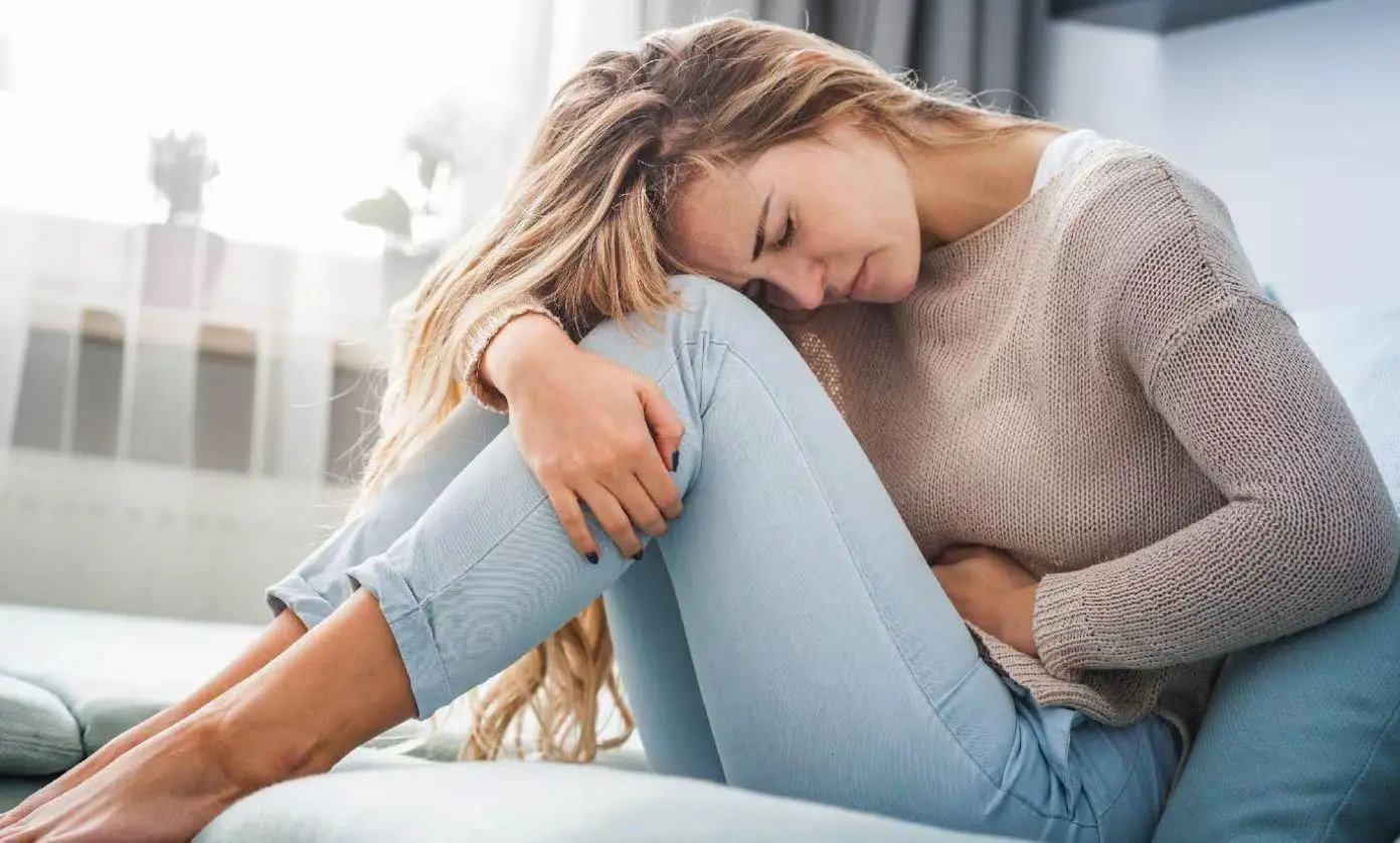 Regl Nedir? Neden Olur?Regl Döngüsü ve Adet Sancısı