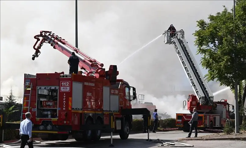 Son dakika... Ankara Sincan'da depolama tesisinde yangın çıktı