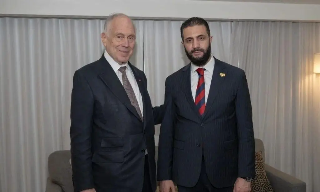 Suriye Cumhurbaşkanı Şaraa, Yahudi Kongresi Başkanı ile görüştü