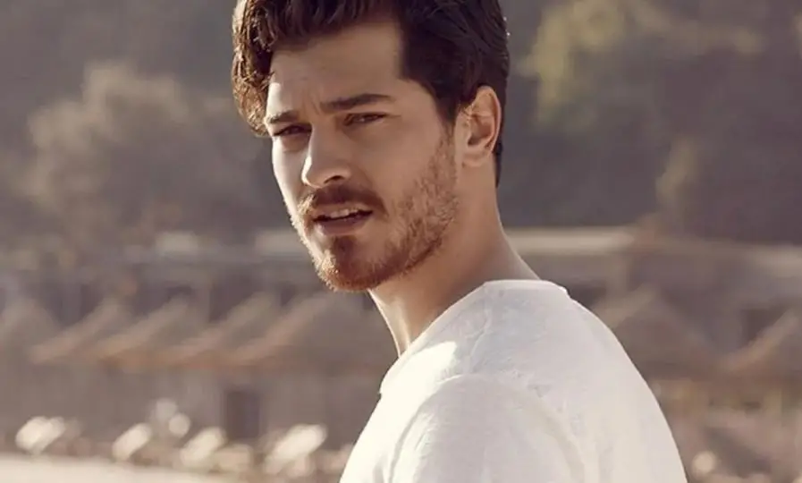 Çağatay Ulusoy kimdir? Kaç yaşında, evli mi?