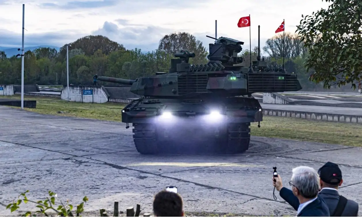 ALTAY’a ASELSAN Zırhı: Tankın Kalbi Milli Sistemler