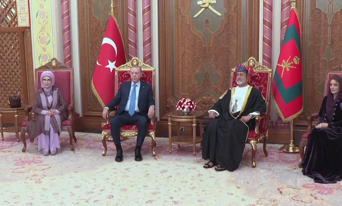 Cumhurbaşkanı Erdoğan Umman'da resmi temaslarda bulunuyor