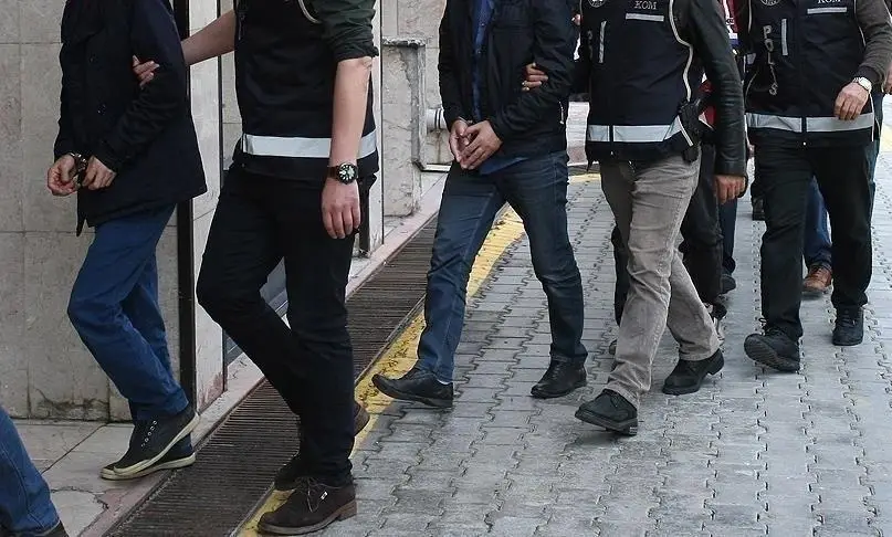 İstanbul merkezli 11 ilde FETÖ/PDY operasyonunda 22 zanlı gözaltına alındı