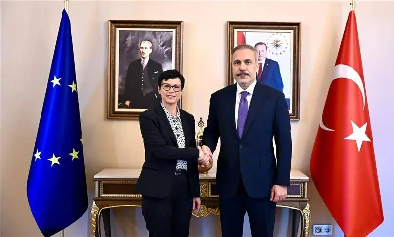 Bakan Fidan, Lüksemburg'da AB Komiseri ile bir araya geldi