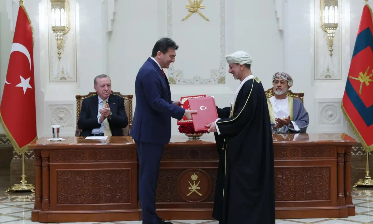 Umman ve Türkiye arasında stratejik köprüler kuruldu