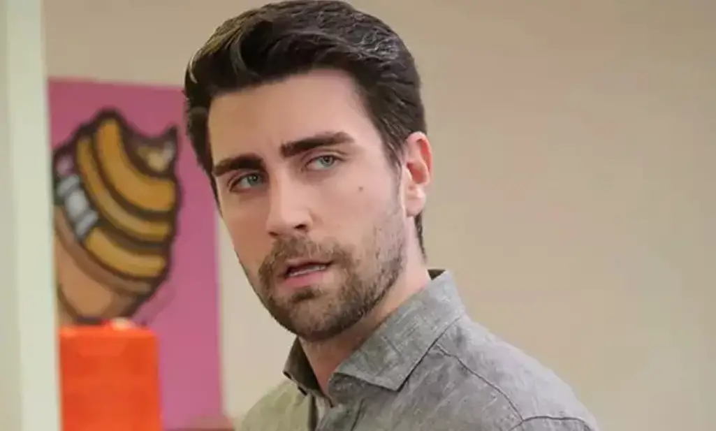 Çağlar Ertuğrul Kimdir? Kaç yaşında, evli mi, sevgilisi var mı?
