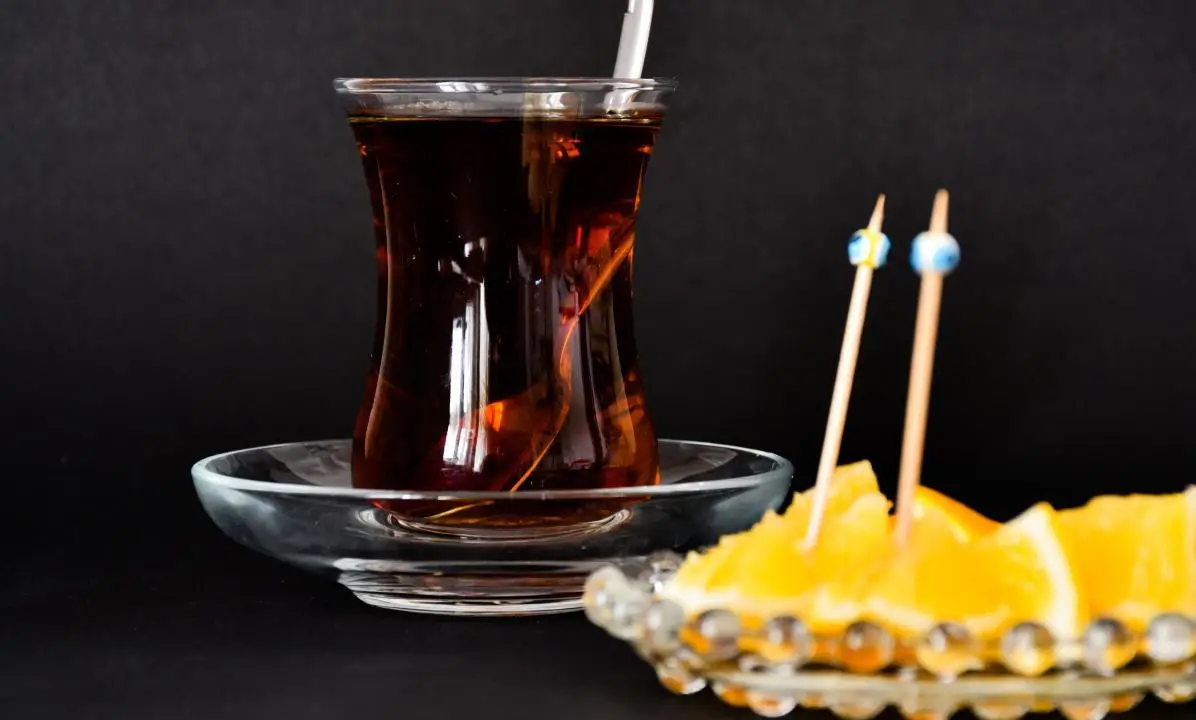 Çayın yanına limon dilimine para almıştı... O işletme ceza yedi