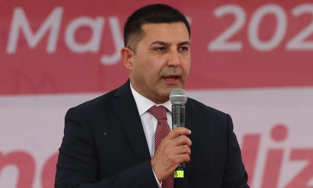 Kuşadası Belediye Başkanı'na dava açıldı!