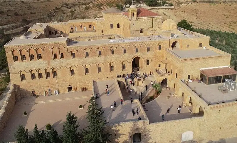 Mardin, ara tatilde turiste doydu